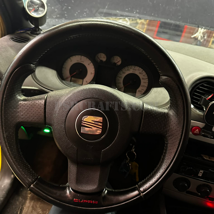 Декоративна лайсна (емблема) за волан на SEAT IBIZA 6L с надпис CUPRA , 3Д принт, car part, auto accessory, replacement part, custom, 3D print